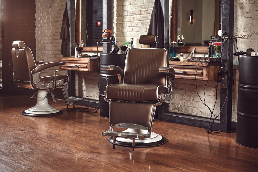 Comment les barber shops deviennent-ils des espaces de soutien psychologique ?