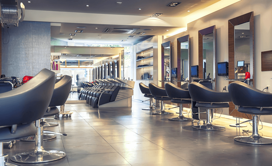 L’Impact de la Technologie dans les Salons de Coiffure Moderne